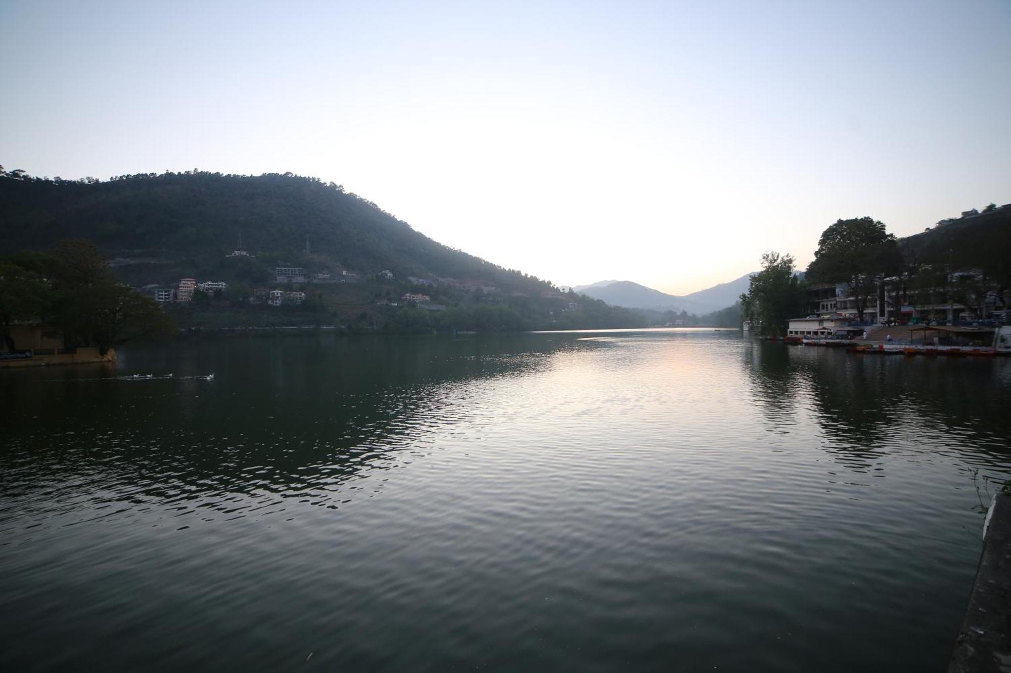 Royal Rosette Lake View Bhimtal Nainital Eksteriør billede