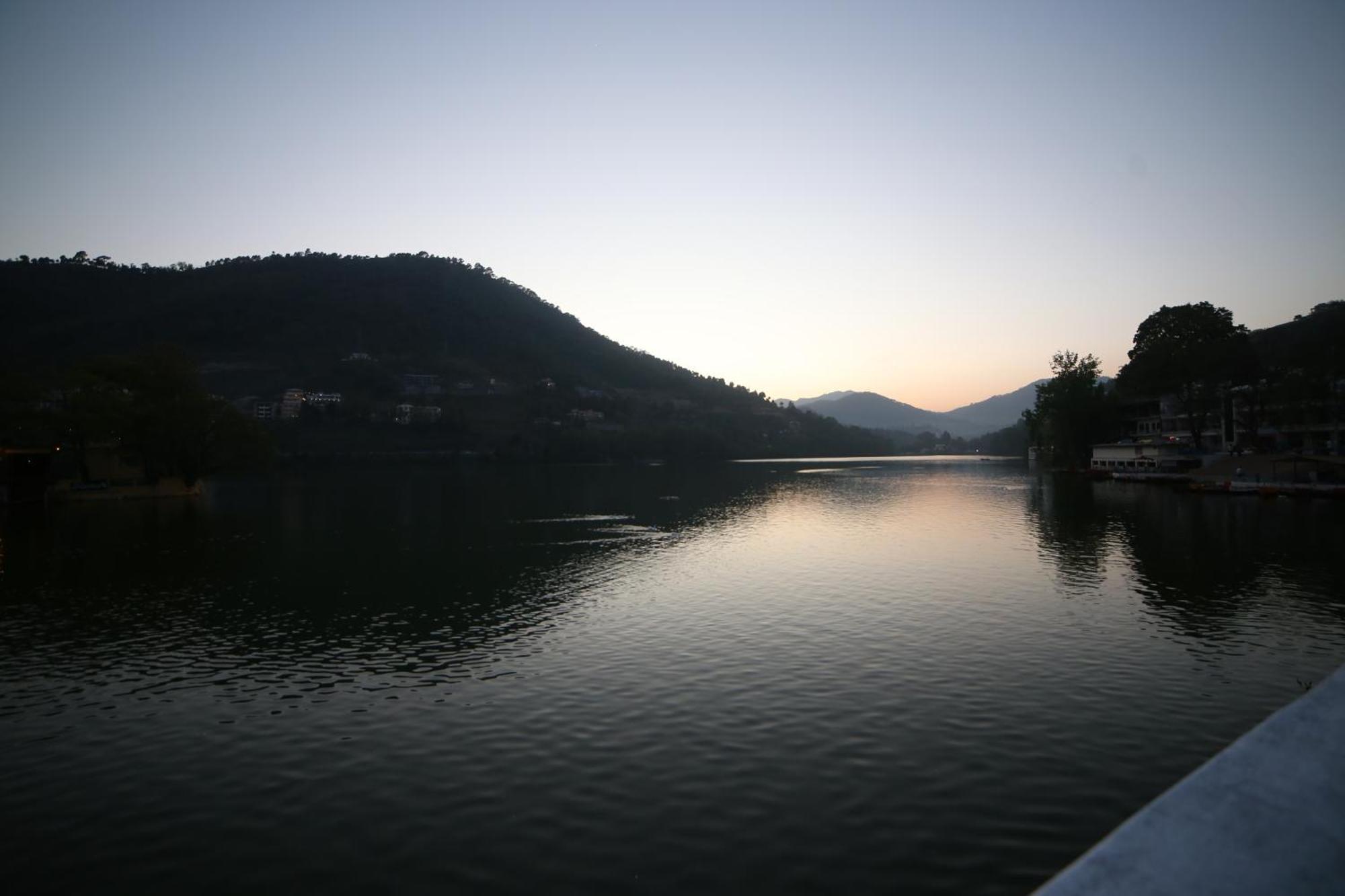 Royal Rosette Lake View Bhimtal Nainital Eksteriør billede