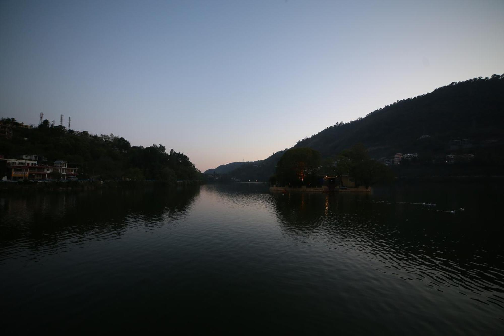 Royal Rosette Lake View Bhimtal Nainital Eksteriør billede