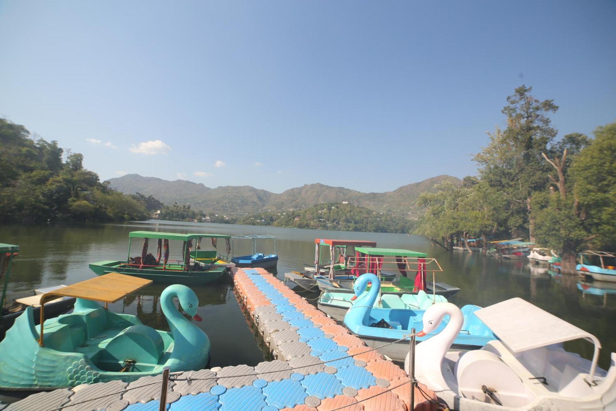 Royal Rosette Lake View Bhimtal Nainital Eksteriør billede